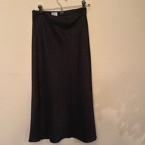 Never worn silky cheetah skirt